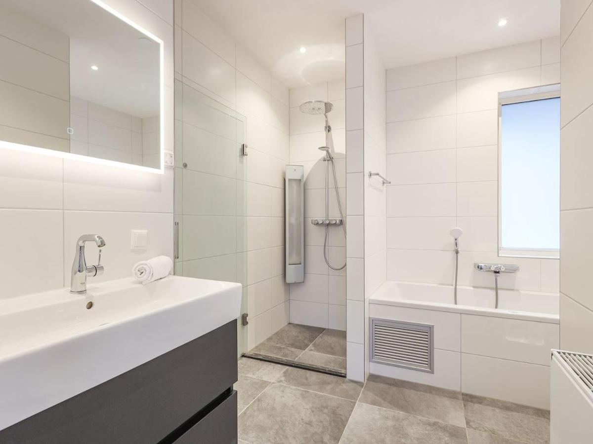 אנג'ום Luxury 4-Person Residence In The Holiday Park Landal Esonstad מראה חיצוני תמונה